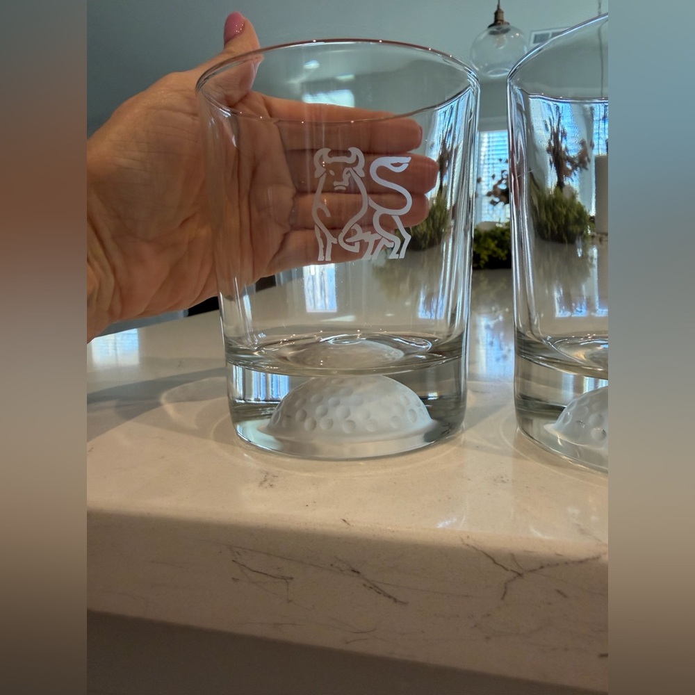 Merrill Lynch Golf whiskey glasses with Golf Ball Accent - Set of 2 NIB - Picture 2 of 15